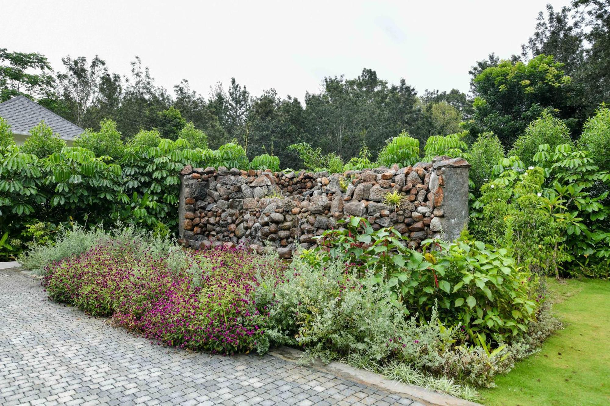 Inventree Aranya Resort & Spa Madikeri Exterior foto